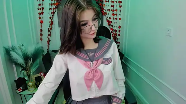 MeLLSawertyq online show from February 14, 8:44 pm