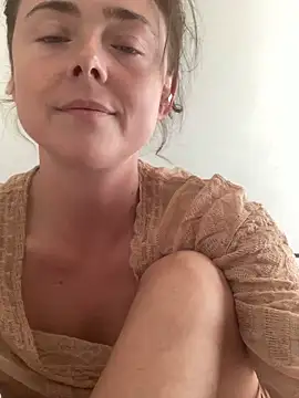 Mia Winters online show from September 26, 2:04 pm