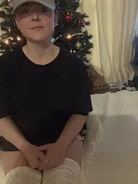 Mia Winters online show from December 20, 3:38 pm