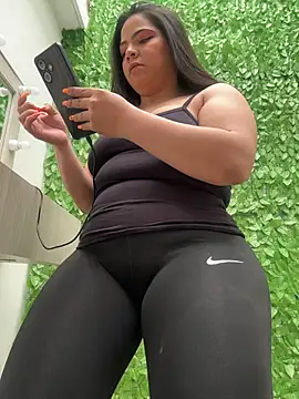 ROUSE SINCLAIR online show from December 2, 8:22 pm