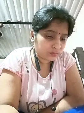 aliya-jaan71 online show from May 1, 9:40 pm