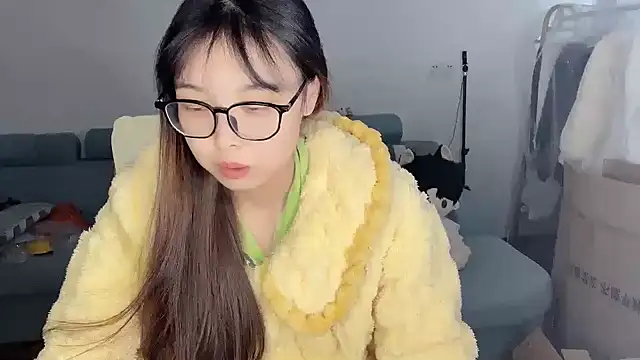 Akong11 online show from February 28, 6:24 am