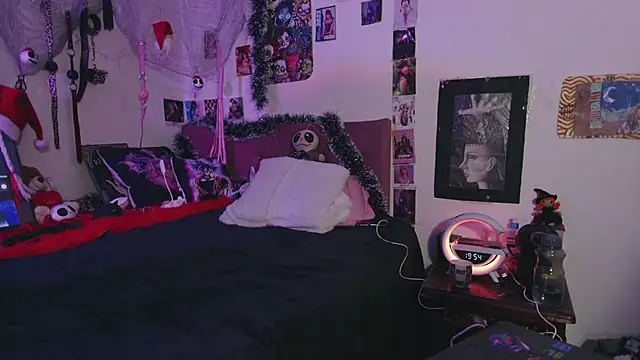 agathaaiko6 online show from January 6, 12:58 am