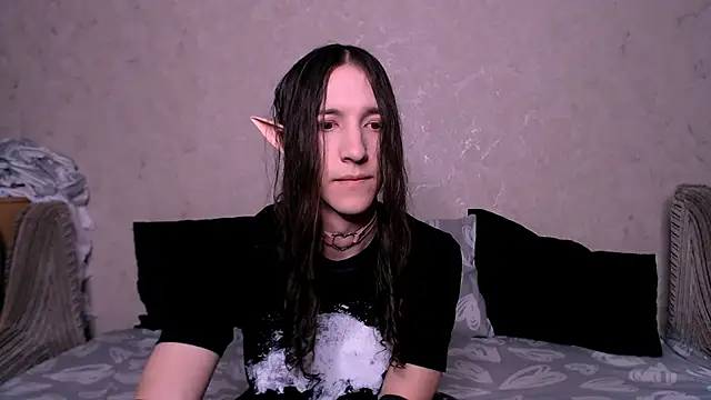 SilverMuse  online show from November 11, 11:02 pm