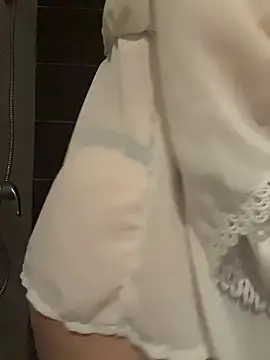 anonyme hot47 online show from April 2, 7:44 pm