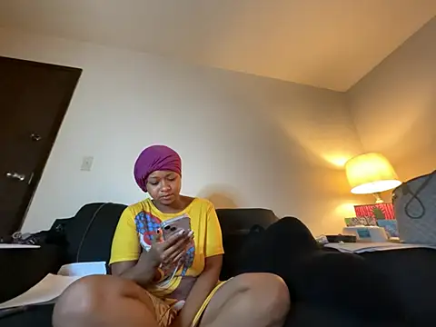 GoddessFatPuss online show from July 7, 6:16 am