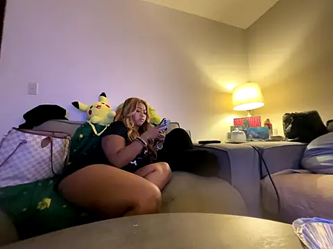 GoddessFatPuss online show from October 22, 6:18 am