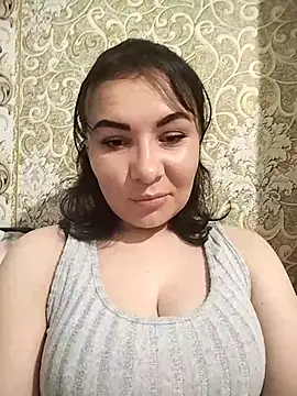 Mia24Blove online show from April 24, 5:38 pm