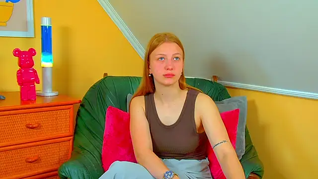 BeatriceBinoche online show from September 26, 6:33 am