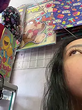 mattebret11 online show from November 28, 4:21 pm