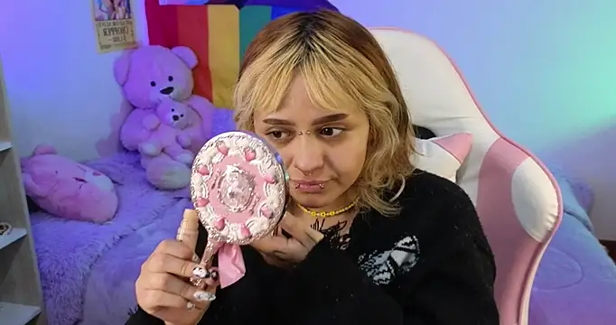 NekoWaifu online show from February 9, 2:08 pm