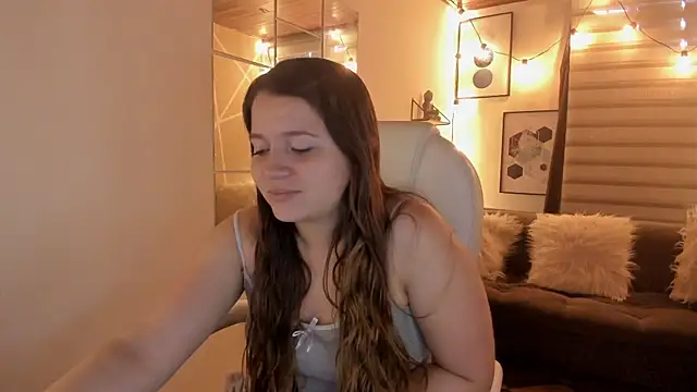 sophiee09  online show from October 16, 1:58 pm