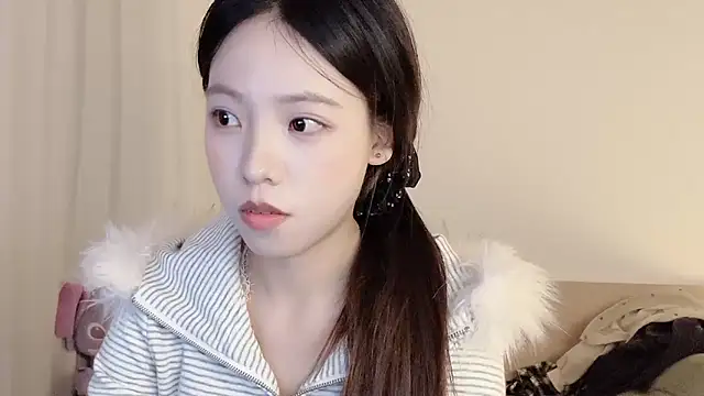 Meng 777 online show from November 18, 11:00 am