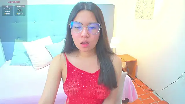 chaneelstark online show from September 19, 4:00 am