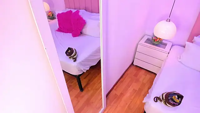 Amy Ferreira online show from September 28, 3:24 am