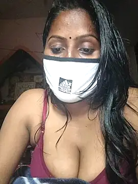 Jasmine Januja online show from December 18, 9:47 am