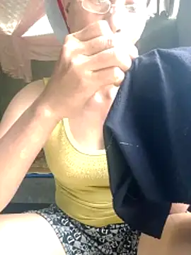 donna-bae online show from June 14, 3:41 am