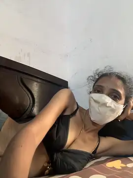 sweetreddy-02 online show from October 9, 7:34 am