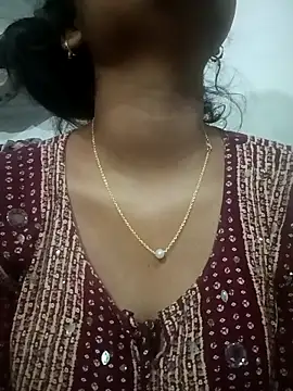 Hot Shredha online show from October 1, 1:32 am