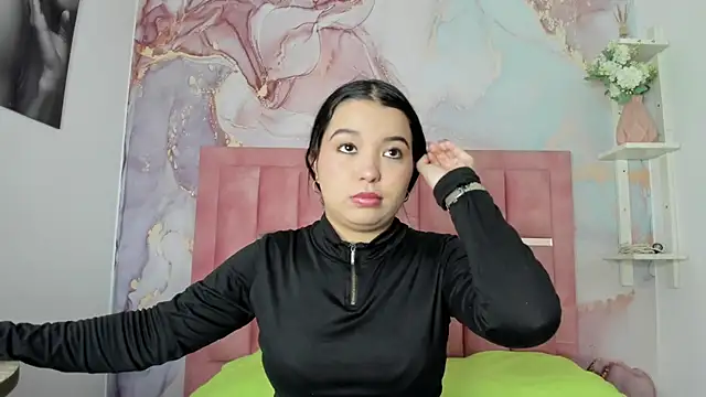 LunaWiill  online show from January 13, 7:18 pm