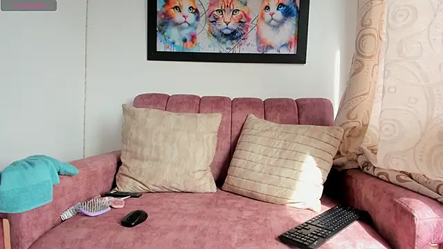 Flufi 740 online show from October 4, 1:17 pm