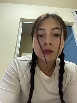 Karlee Grey1 online show from November 11, 3:02 am