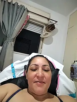 Lunita86 online show from December 21, 3:55 am