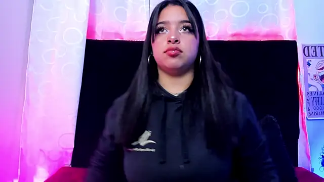 queen salomme online show from December 18, 8:57 pm