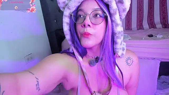Lilithh Kuro online show from July 31, 3:18 am