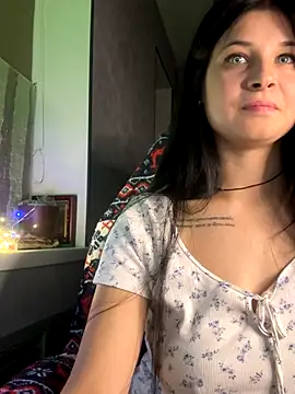 cutie modest  online show from October 30, 9:38 pm