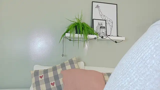 KeendraFox  online show from October 10, 7:41 pm