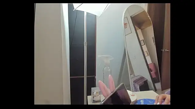 queenalexxa111 online show from June 2, 5:14 pm