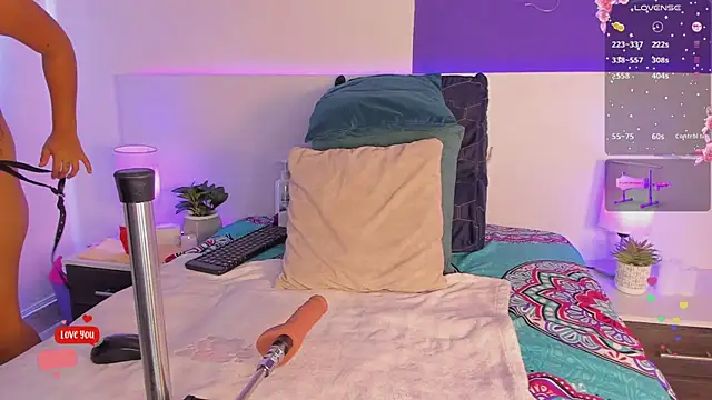 Anabacker01 online show from April 11, 1:04 pm