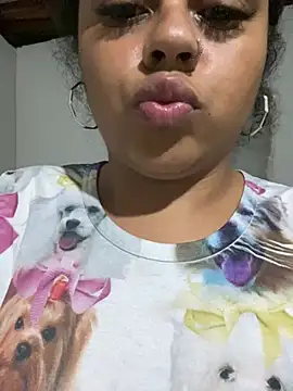 seusegredo    online show from January 14, 9:53 pm