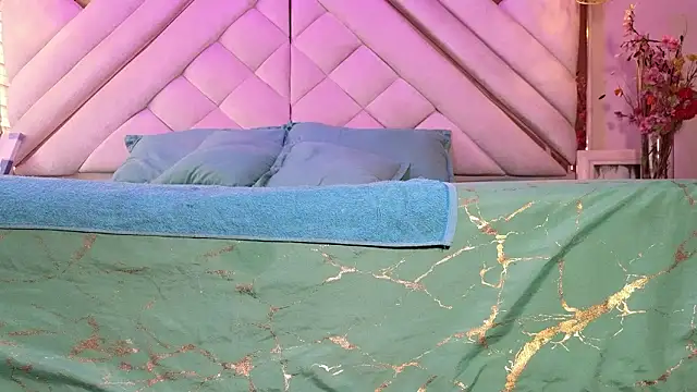 afrodita aares online show from February 24, 7:12 pm