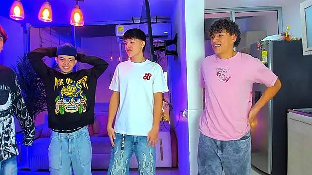 Houseofwarrios online show from March 24, 5:57 am