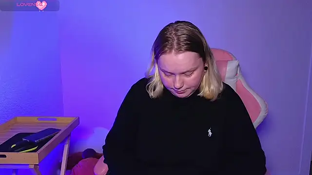 lame cat online show from September 28, 12:28 am