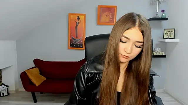 EllaClarke online show from November 16, 3:01 pm