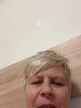 VyC7564 online show from November 6, 10:10 am