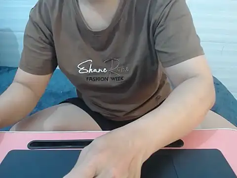 Hannie 26 online show from September 21, 9:08 am