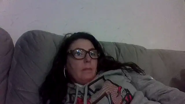 Rileyxxx69 online show from January 13, 1:44 am