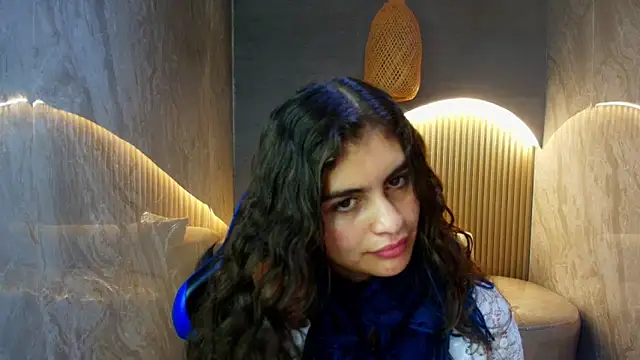 dany r  online show from November 12, 1:53 pm