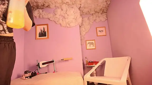 cat nasty online show from March 26, 3:36 pm