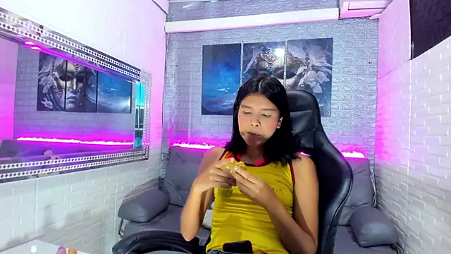 DulceMystery online show from November 30, 8:35 pm