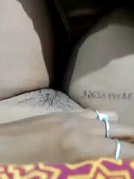 auntybbk online show from October 15, 8:00 pm