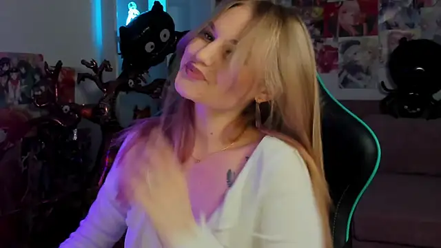 AriaWell online show from October 27, 6:03 pm