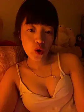 Tramy xx online show from June 3, 2:55 pm
