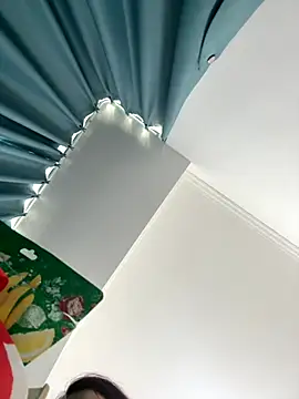 uiui521 online show from September 24, 5:50 am