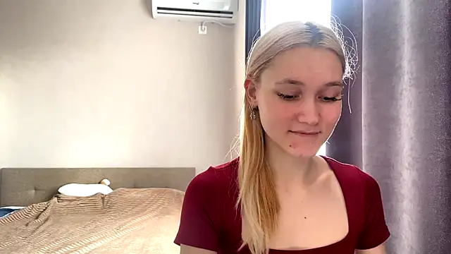 TwinedPeril online show from October 25, 7:16 am