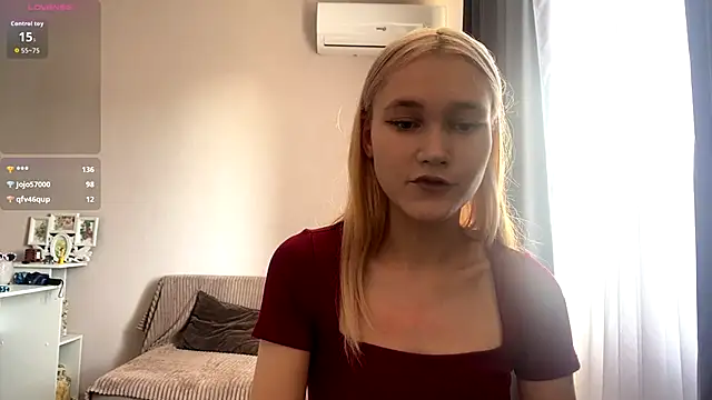 TwinedPeril online show from November 1, 7:56 am